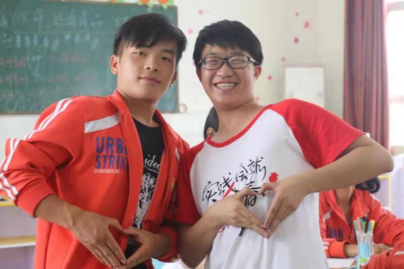 1577080496835366.jpg 1577080496835366.jpg