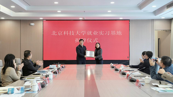 1701930018338991.png image.png