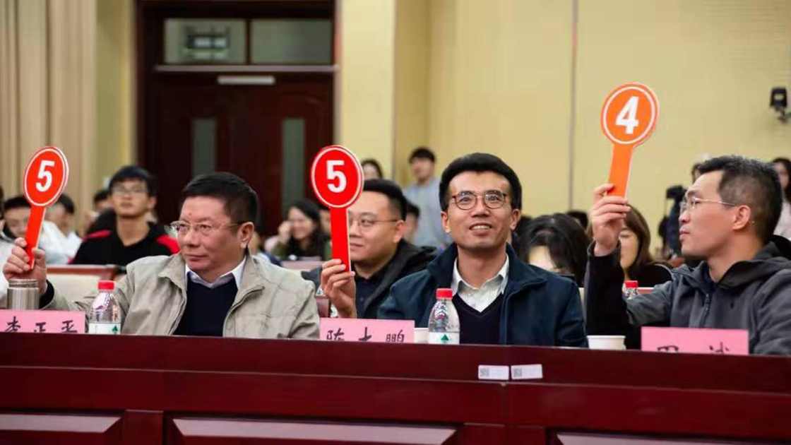 1574164362735315.png 824845197099096746.png