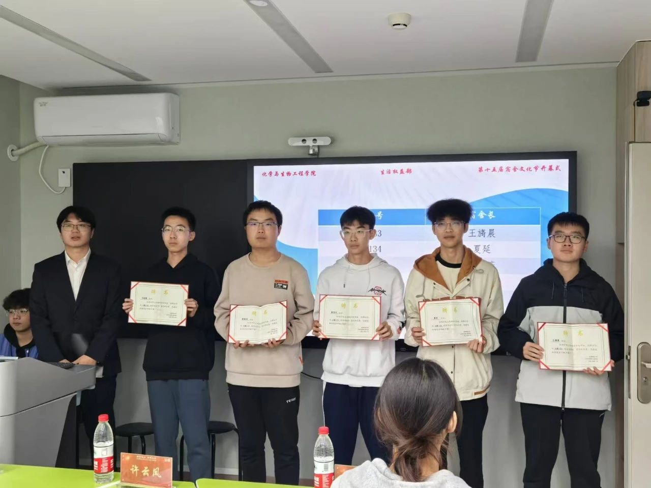 1730210069346741.jpg 1730210069346741.jpg