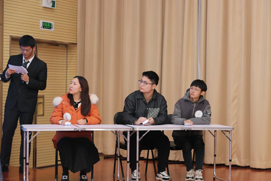 1701929354790918.png image.png