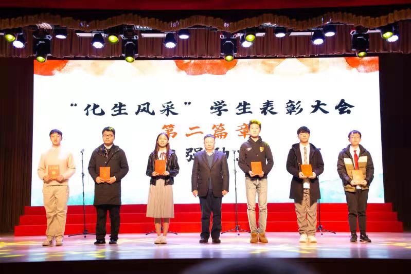 1576768607680415.jpg 1576768607680415.jpg